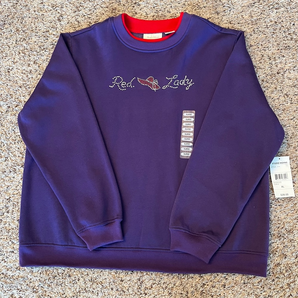 Red Hat Lady Sweatshirt—NET—Size XL